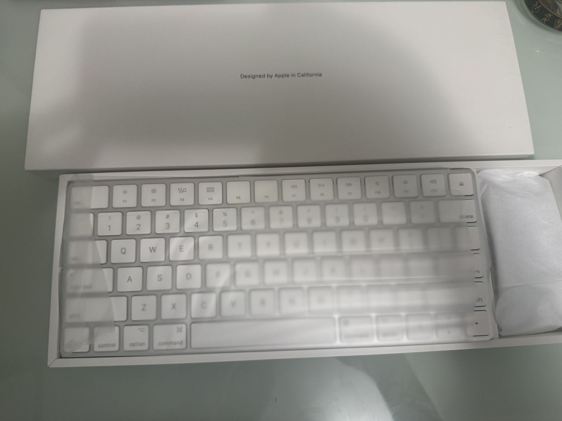 Apple Magic Keyboard & Magic Mouse