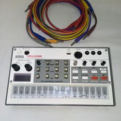 Korg Volca Sample – Digital Sample Sequencer 