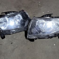 Grand Cherokee Laredo and 2007, 2019 Jeep Compass models Head Lights 