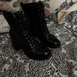 Size 81/2 Fashion Boots