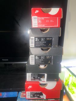 Kids sneakers