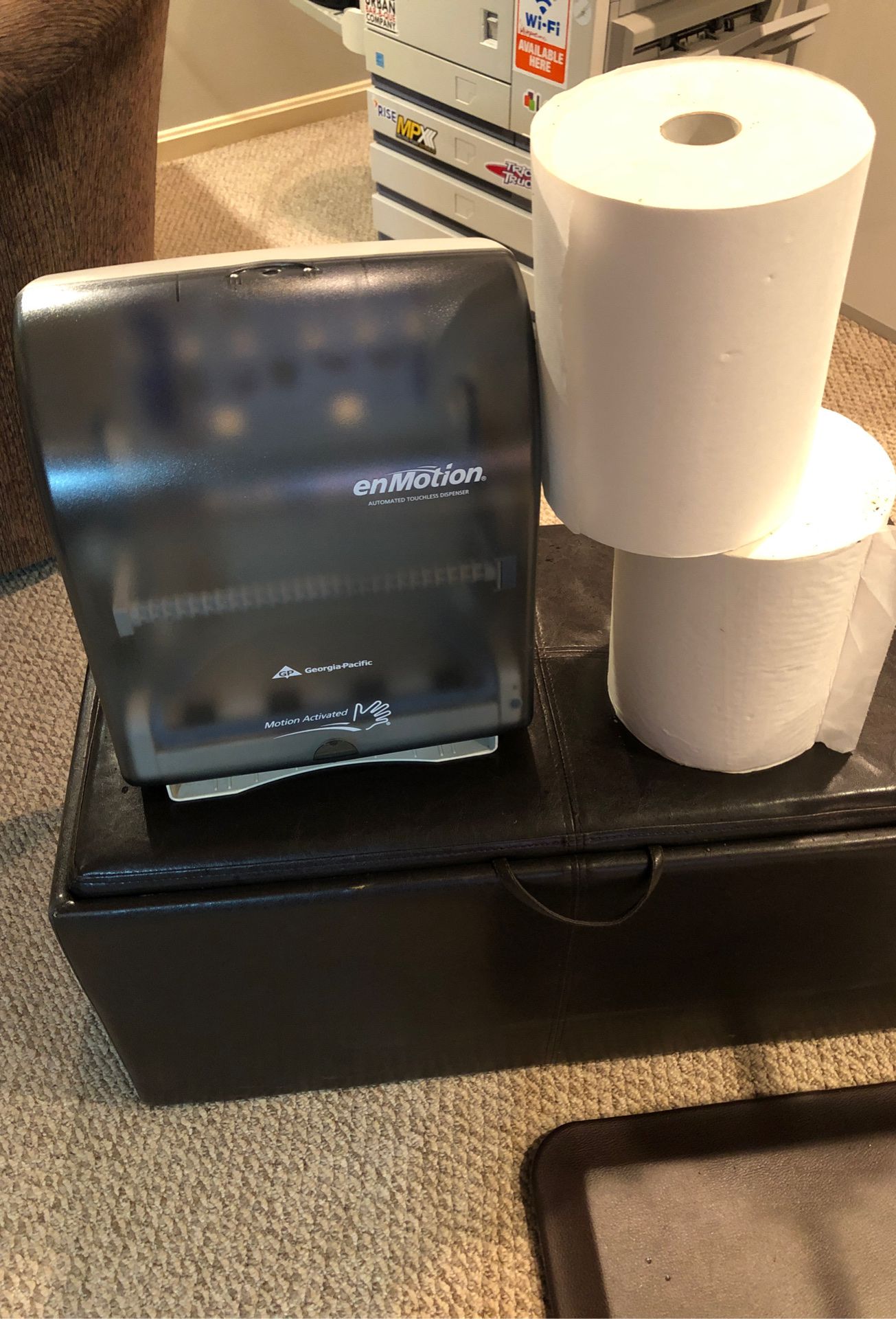 TOUCHLESS AUTOMATED PAPER TOWEL DISPENSER