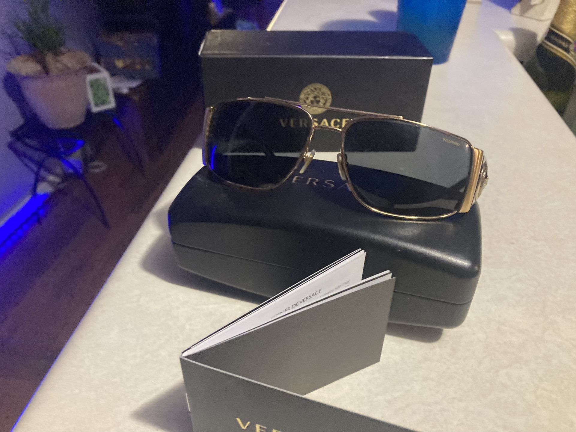 Versace Sunglasses Used Throw Me A Offer But No Low Ball Thanks 