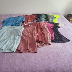 15 Mens 2XL  Tee Shirts