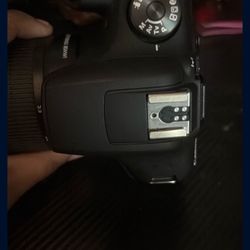 cannon Eos Rebal T7
