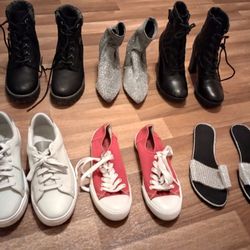 SHOES 
