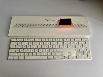 Apple Magic Keyboard with Numeric Keypad
