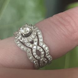 Neil Lane 1 ct tw 14K Engagement Ring + 2x 1/5 ct tw 14K Bands