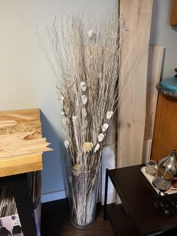 Vase With Filler And Lights
