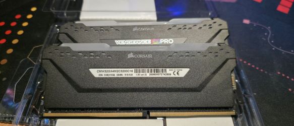 Corsair Vengeance RGB Pro 32GB DDR4 RAM Kit 3200MHz