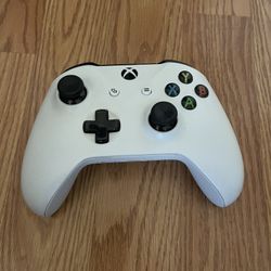 XBOX ONE CONTROLLER