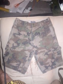 Triple five soul army cargo shorts size 32