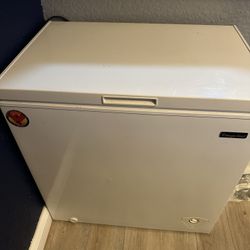 Freezer chest - Magic chef