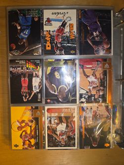 2 binders of 80s 90s NBA cards many rookies RayAllen Shaq