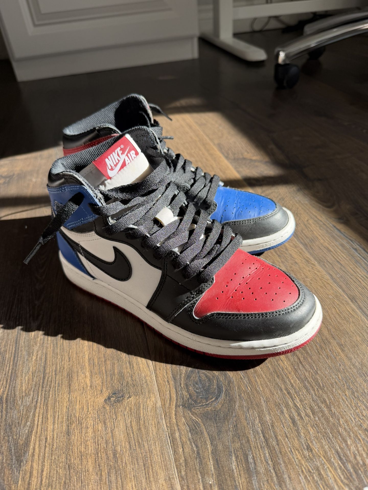 Nike Air Jordan 1 Retro, High Og Blue, Red And White Youth 7