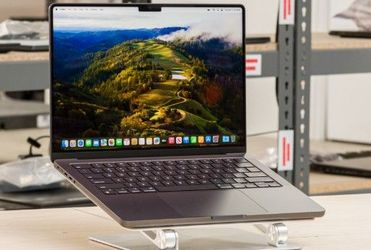 🚨 🚨 MacBook Pro Deal of the Year – Apple Macbook M3 Pro Chip 14 inch for Just $1 Down! Save $1,000 Instantly 💸💻 & up to 6 months warranty