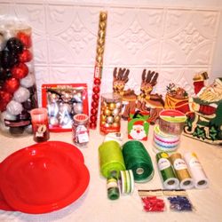 Various Christmas & Craft Items 