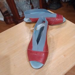3Pr. Womens Shoes $10.ea.  see Description