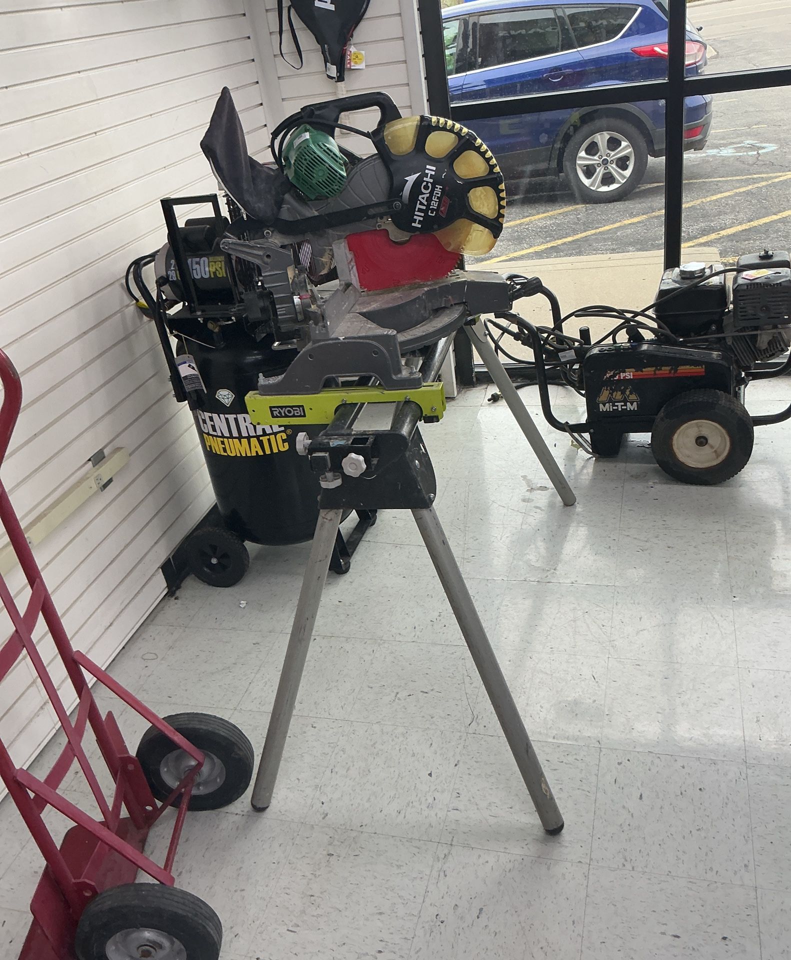 COMPOUND SAW