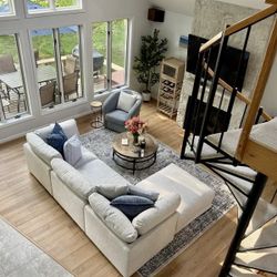 Aiden & Ivy Dayna 4-Piece Sectional w/ Pillows – Light Gray Modular