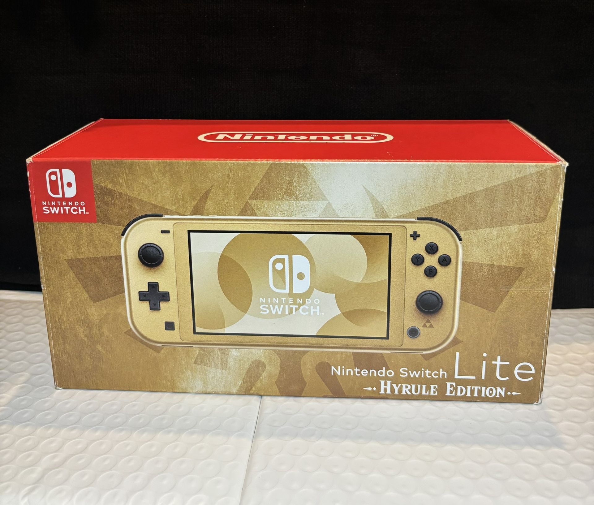 Nintendo Switch Lite Legend of Zelda Hyrule Limited Edition - Gold - Japan RARE