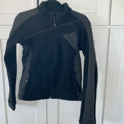 Women’s size XXS Helly Hansen fleece jacket great condition