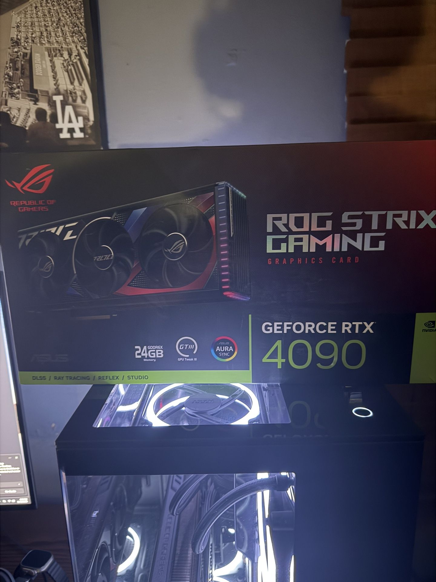 RTX 4090 (ROG STRIX )