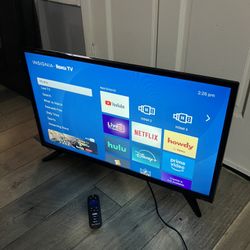 INSIGNIA 32" Inch 1366x720p HD LED Smart Roku TV