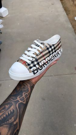 🤎 Burberry Check Sneakers (White Sole)
