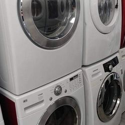 LG Washer And Gas Dryer Set For $680