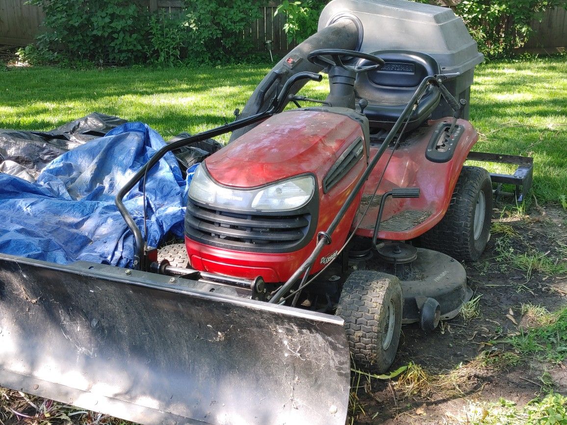 Craftsman Riding Lawn mower