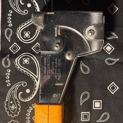 Arrow Stapler T50 Staples Used Construction Tool 