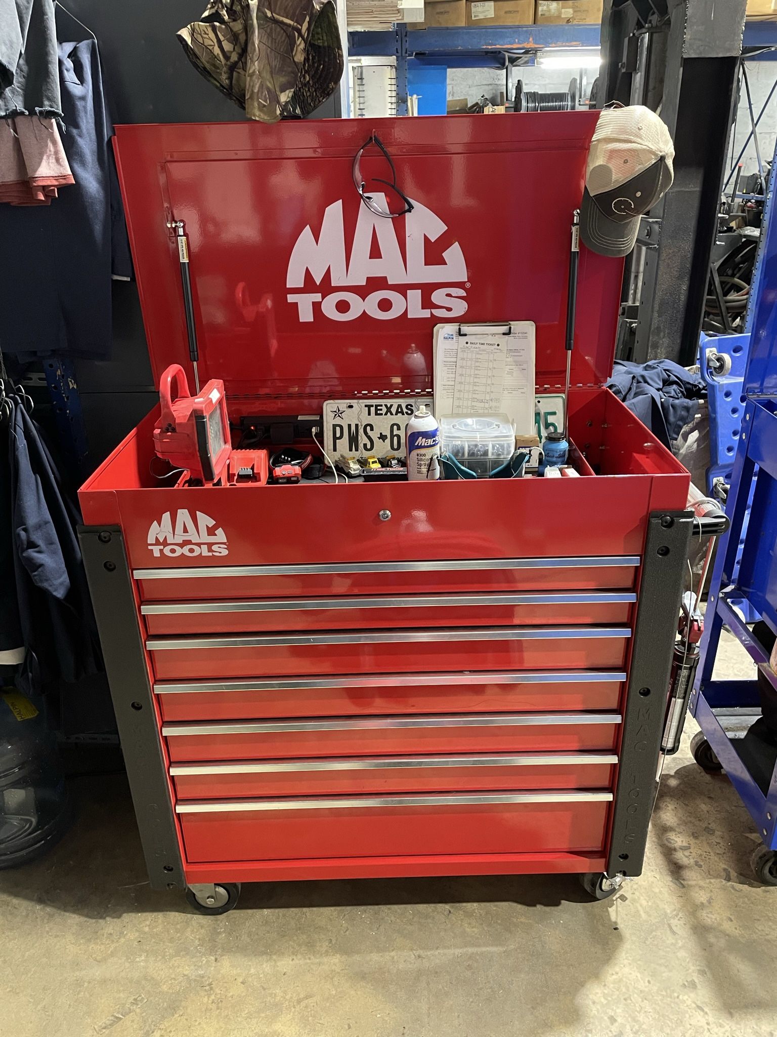 Mac Tools Toolbox (UC4222 7-Drawer Utility Cart)