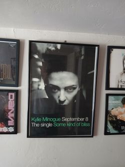 FRAMED POSTER (KYLIE MINOGUE)