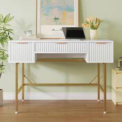 Rectangular 3 Drawer Computer Writing Desk in White $120