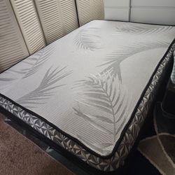 Full Size Mattress 