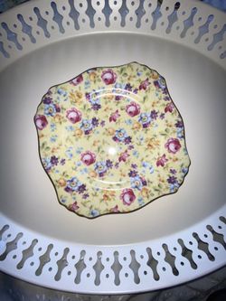 ROYAL COTSWOLDS CHINTZ STYLE ENGLISH TRADITIONS PLATES J GODINER FLORAL Dessert PLATES
