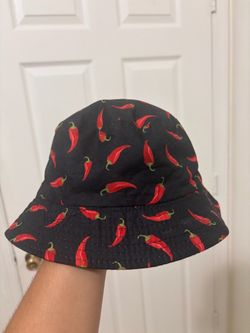 Reversible bucket hat