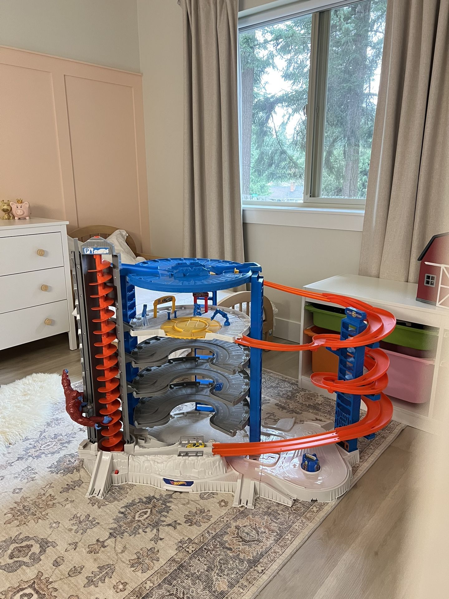 Hot Wheels Super Ultimate Garage