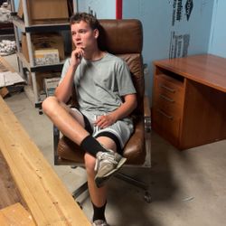 chair and desk for sale