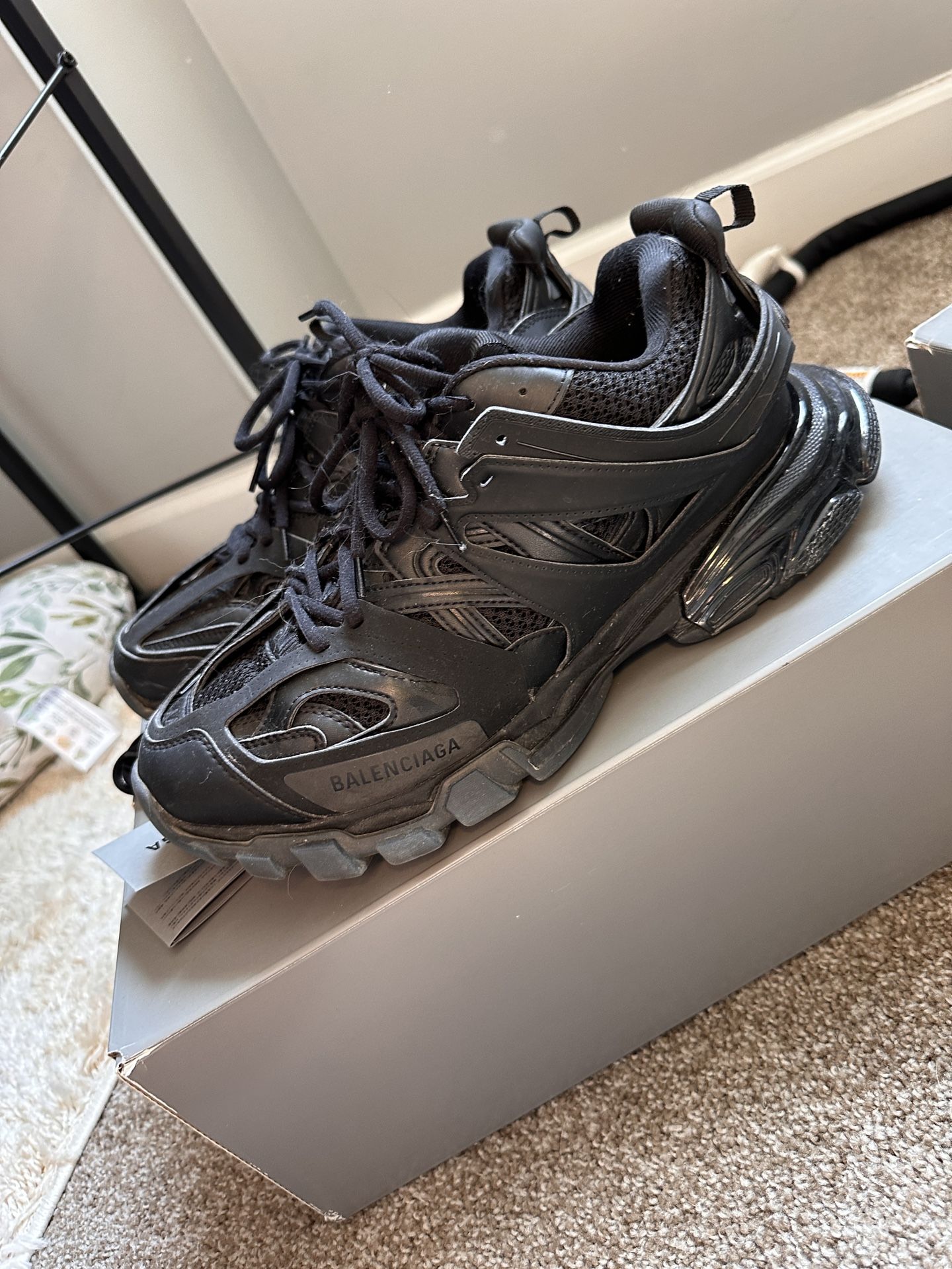 Balenciaga Trainer Sneakers E 44