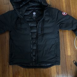 Canada Goose Coat With Canada Goose Beanie 