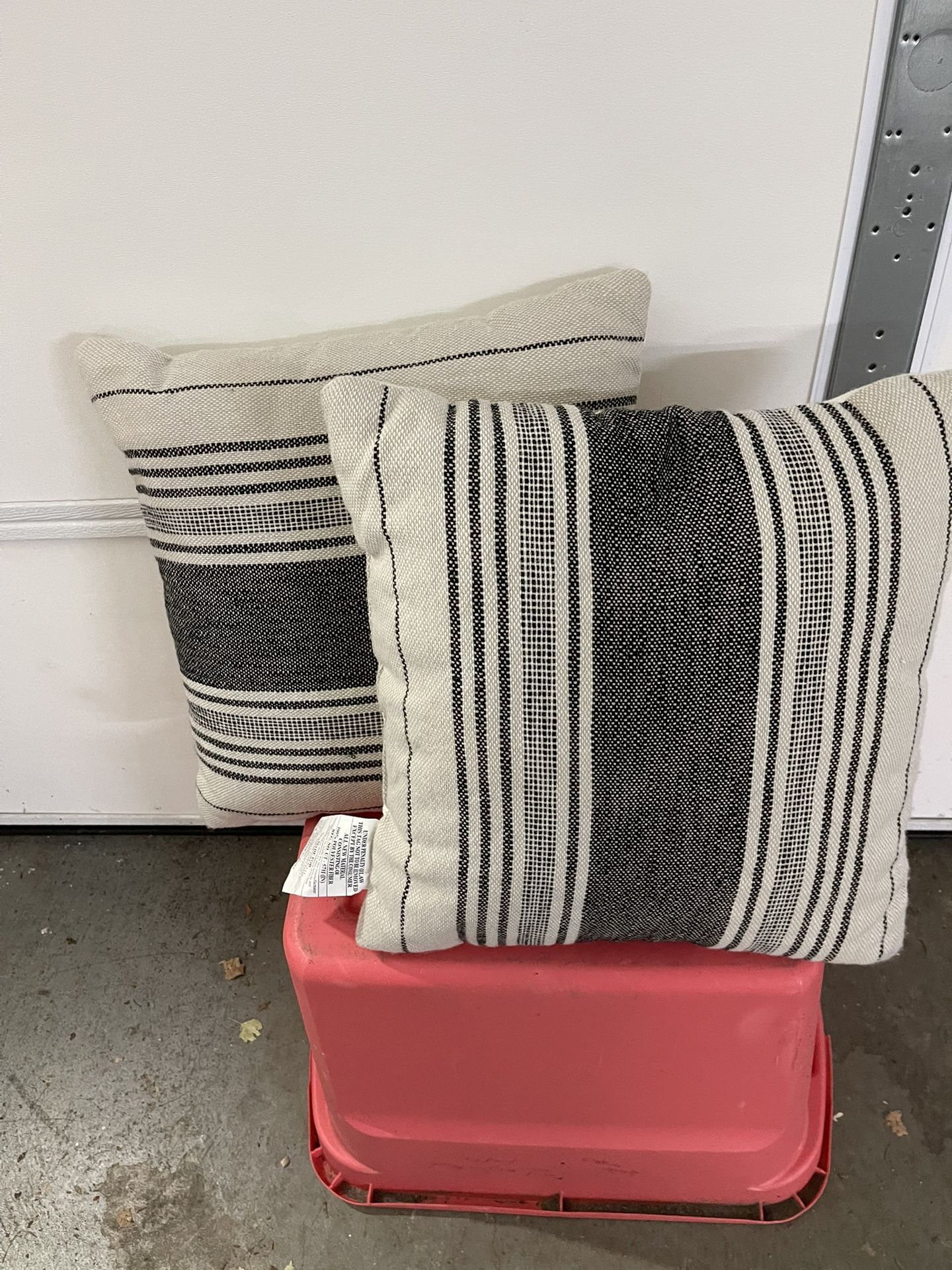 Throw Pillows