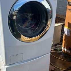 LG Washer W Pedestal