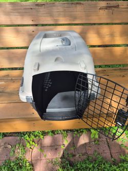 Hard Shell Pet Travel Carrier Crate