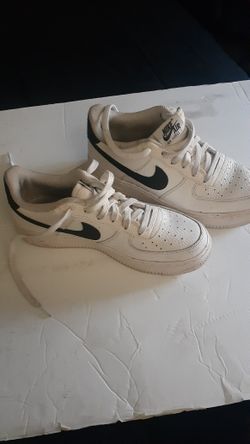 Nike Air Force 1 Size 5 Y