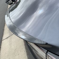 Tesla 3 real carbon fiver spoiler,