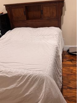Full Size Bed