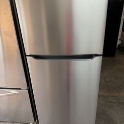 Stainless Steel Top&bottom Frigidaire Refrigerator 
