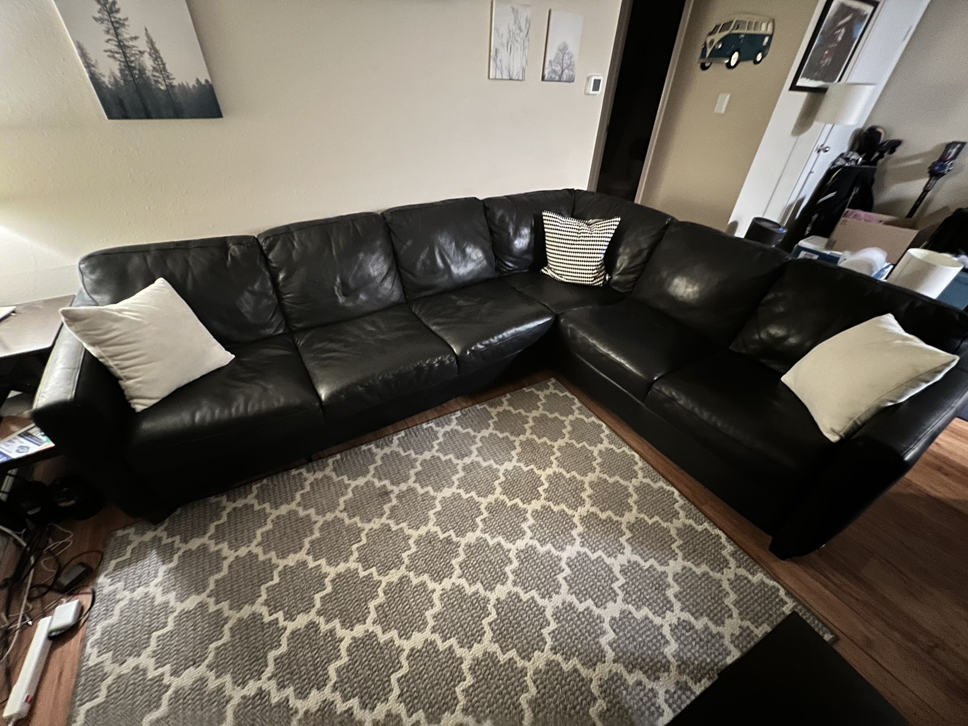Natuzzi Black Leather Sectional Couch 